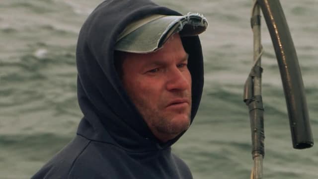 S03:E02 - Long Lines and Short Tempers