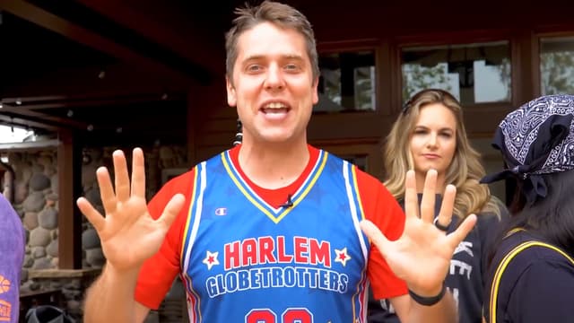 S01:E14 - Extreme Hide-and-Seek at a $5 Million Sports Mansion