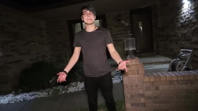 S10:E08 - Tracking Down a Curse (Pt. 1)