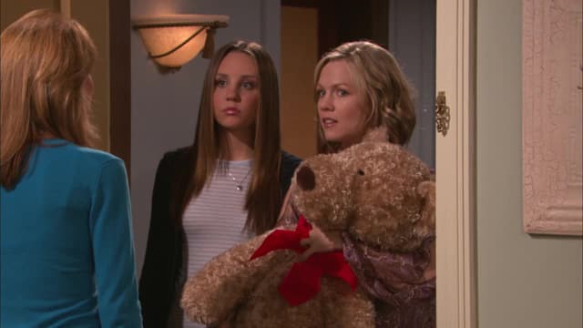 S01:E04 - The Teddy Bear