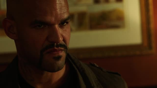 S01:E10 - El Buey Y El Alacran