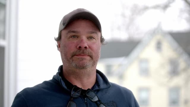 S01:E01 - Nova Scotia