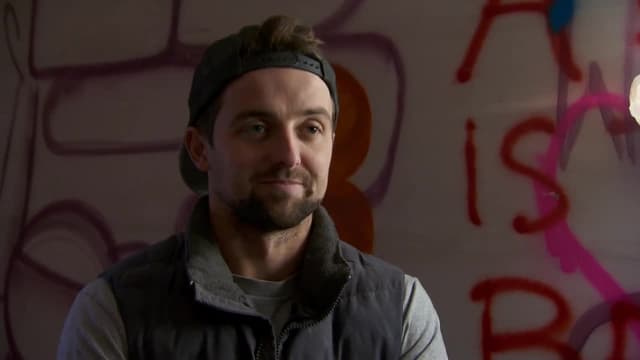 S10:E25 - Hallway, Laundry, and Powder Rooms