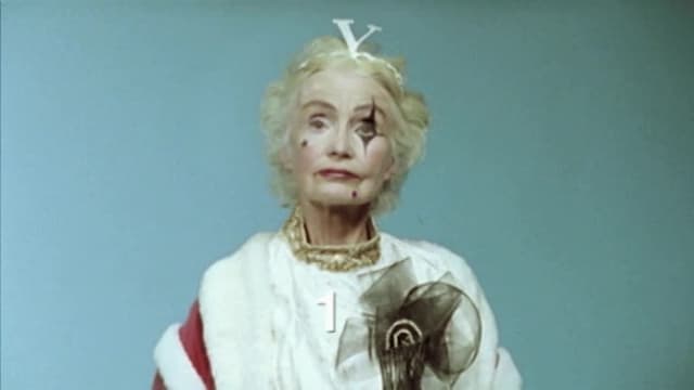 S01:E01 - Maths / Water / Germs / Ghosts