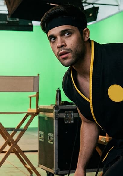 S01:E01 - Cobra Kai: Behind the Scenes poster