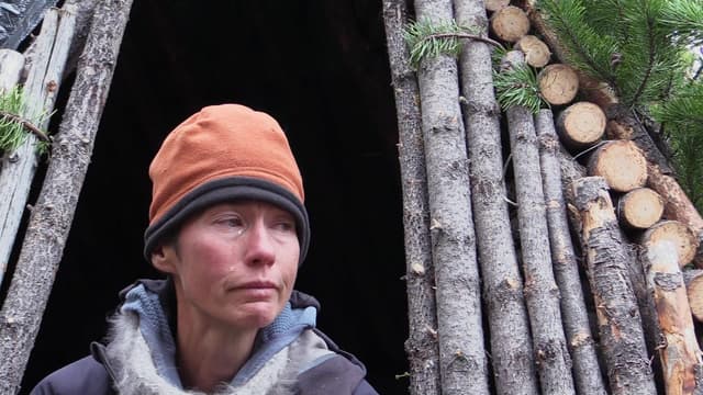 S08:E07 - Surrounded