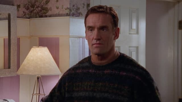 S03:E312 - S03:E12 - A Weekend in the Country