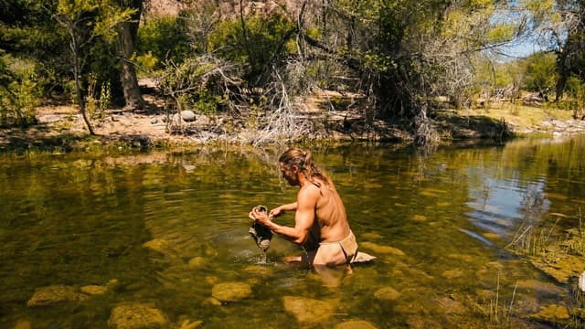 S01:E07 - Making Bricks, Finding Bones and Catching Fish