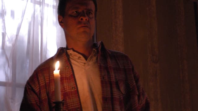 S01:E02 - The Haunting of Summerwind