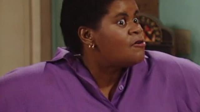 S02:E01 - Nadine's Surprise