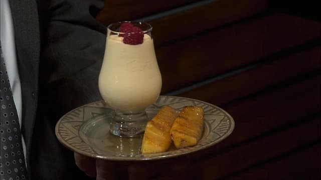 S01:E06 - It’s Alive