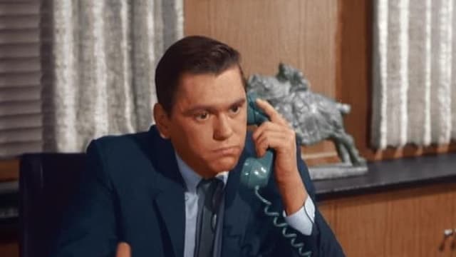 S02:E04 - My Grandson, the Warlock