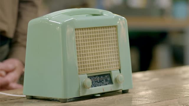 S08:E39 - Wilma's Table, Rodney's Radio, Grans Suede Shoes