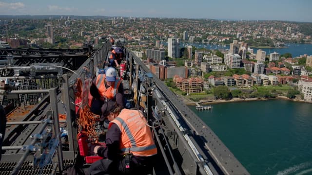 S01:E10 - Episode 10