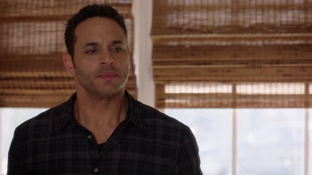 S01:E106 - Chase