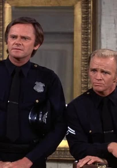 S06:E14 - Lucy Plays Cops and Robbers poster