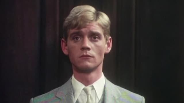 S01:E03 - The Bleak Light of Day