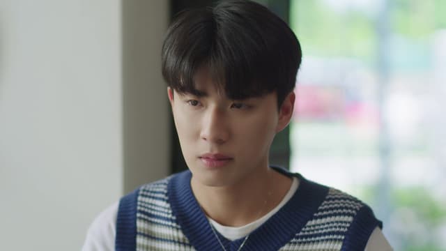 S01:E12 - Episode 12