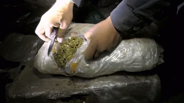 S01:E06 - Hidden Dangers