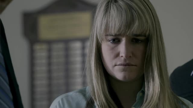 S03:E08 - The Doctor Will See You