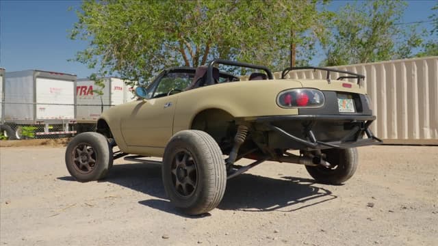 S02:É09 - S02:E09 - Rebuilding a Sand Runner Miata