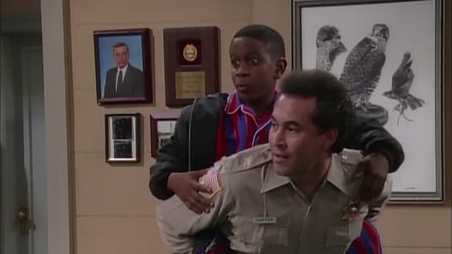 S02:E19 - Pros and Convicts