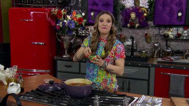 S03:E313 - Trendy Eats