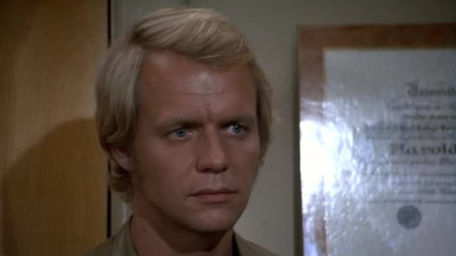 S02:E10 - The Specialist