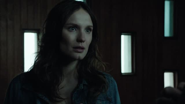 S02:E06 - Esther