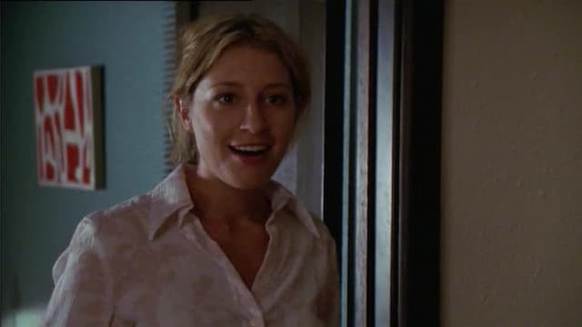 S03:E05 - A Square Peg in a Round Hole