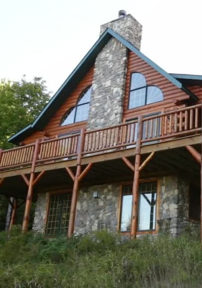 S02:E07 - White Mountain Cabin Retreat poster