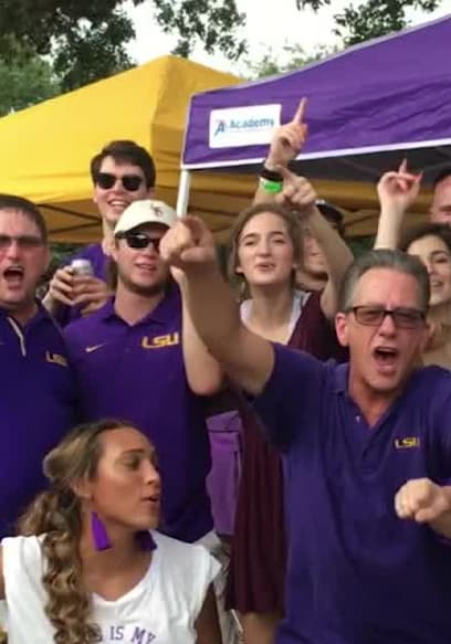 S01:E03 - LSU Tigers poster