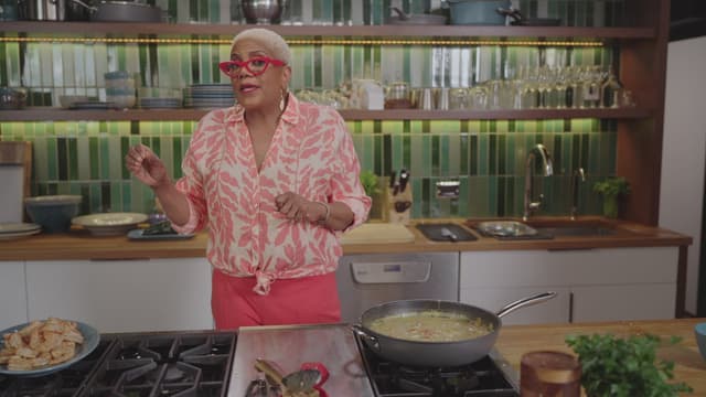 S01:E10 - Encocado Shrimp With Poblano Stuffed Grits