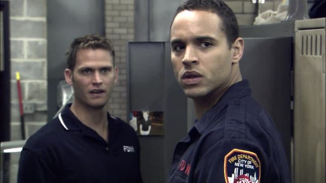 S01:E04 - Dna