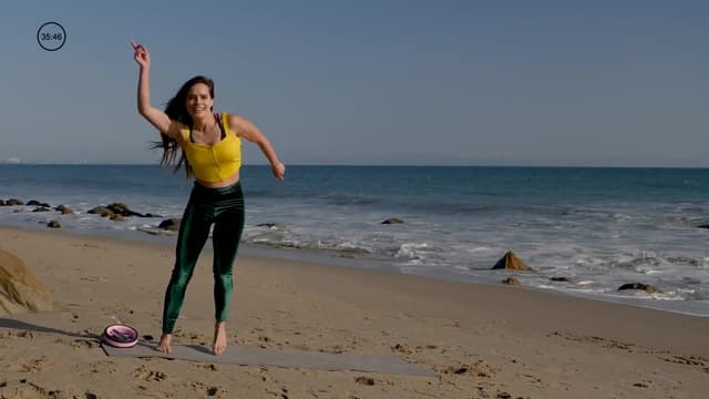 S01:E07 - Full Body Dumbbell Workout With Cardio