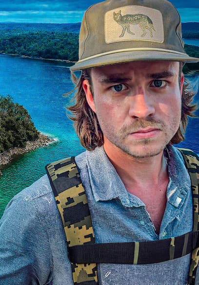 Affiche de S02:E03 - 3 Days Solo Island Survival (With My Dog)