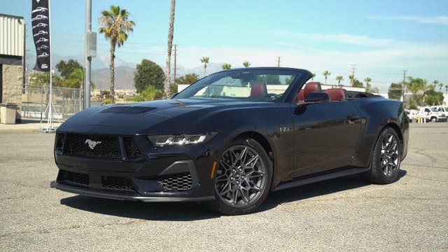 S43:E12 - 2023 Lexus UX 250h