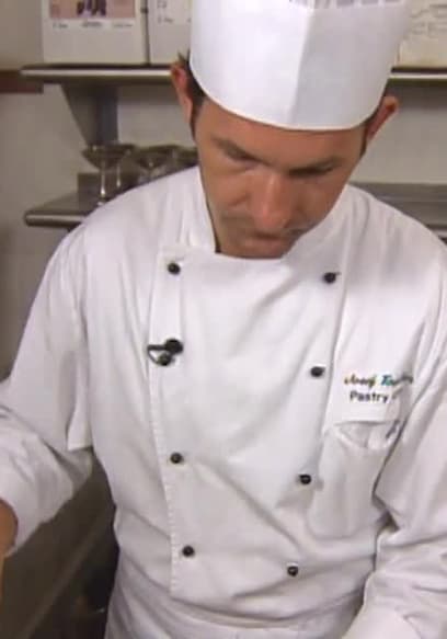 Affiche de S01:E05 - Chefs: Pierre Castagne, David Kendrick, and Josef Teuschler