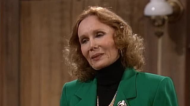 S05:E07 - Your Grandmother's a Bimbo