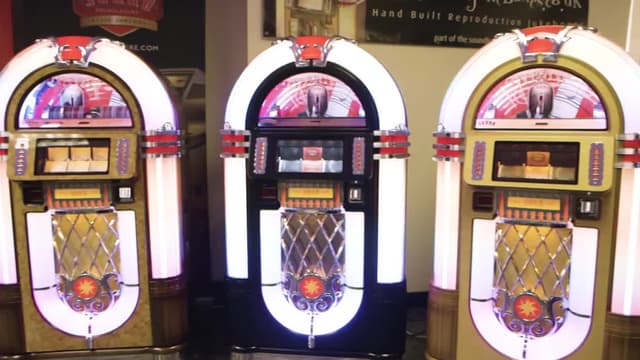 S02:E19 - Episode 19