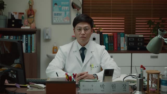 S01:E01 - I'm a Self-Employed Healthcare Professional