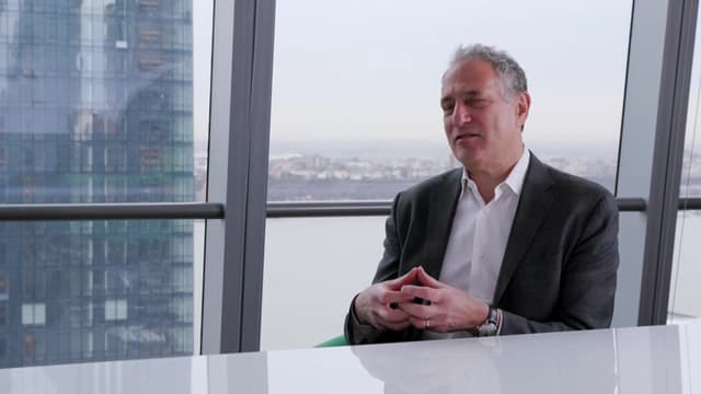 S01:E01 - New York: Time for an Upgrade