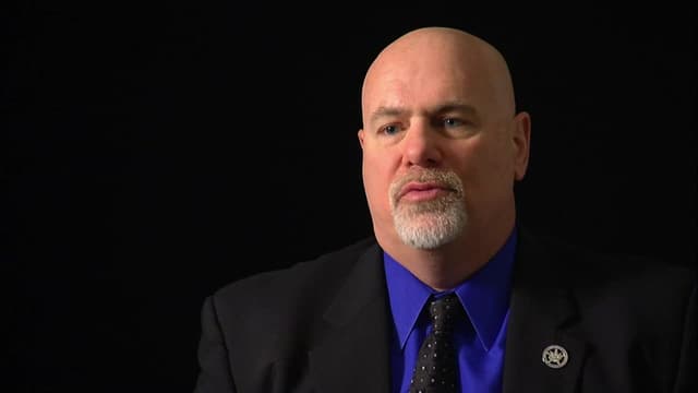 S07:E04 - Gor to Be Part of the Texas 7