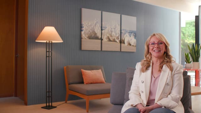 S01:E02 - Don't Be Evil - 1997-2008