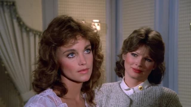 S03:E03 - The Wedding