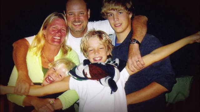 S01:E02 - Spoiled Rotten and Bad Dream