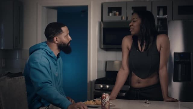 S01:E03 - Love Don't Hurt