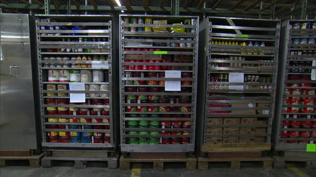 S15:E11 - Mega Meals