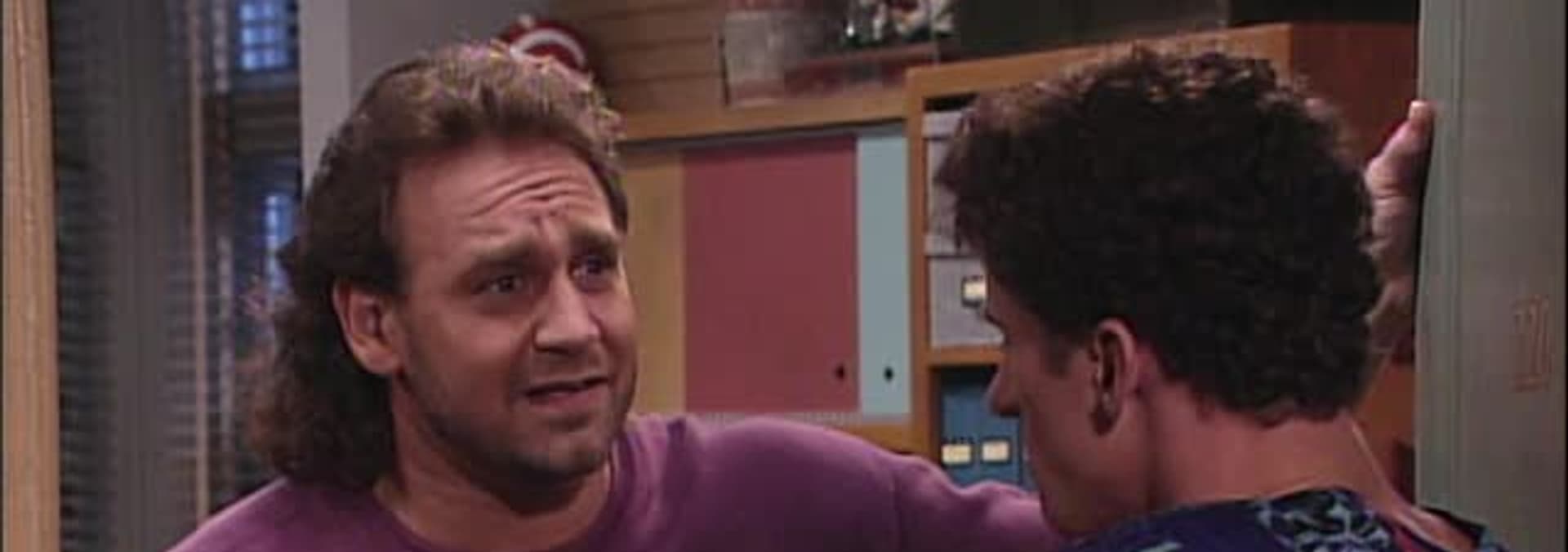 Watch Saved by the Bell: The College Years S01:E09 - Screech Love ...