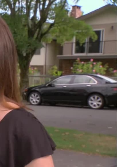 S01:E02 - Kelly and Lorn poster